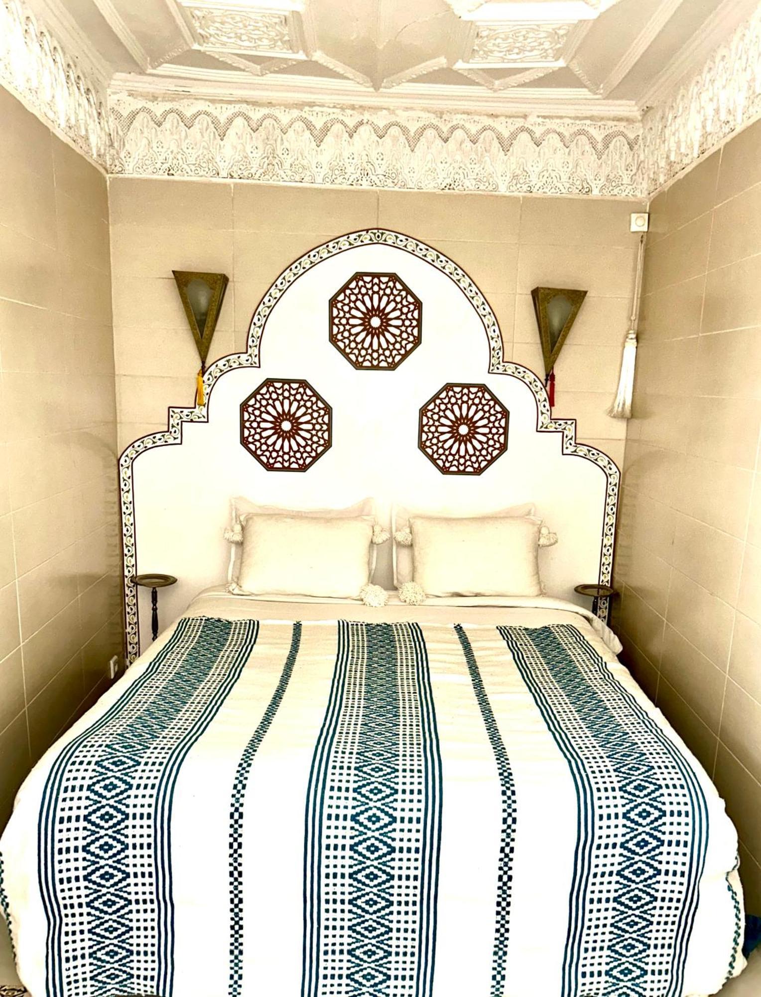 Argan Pensión 2*